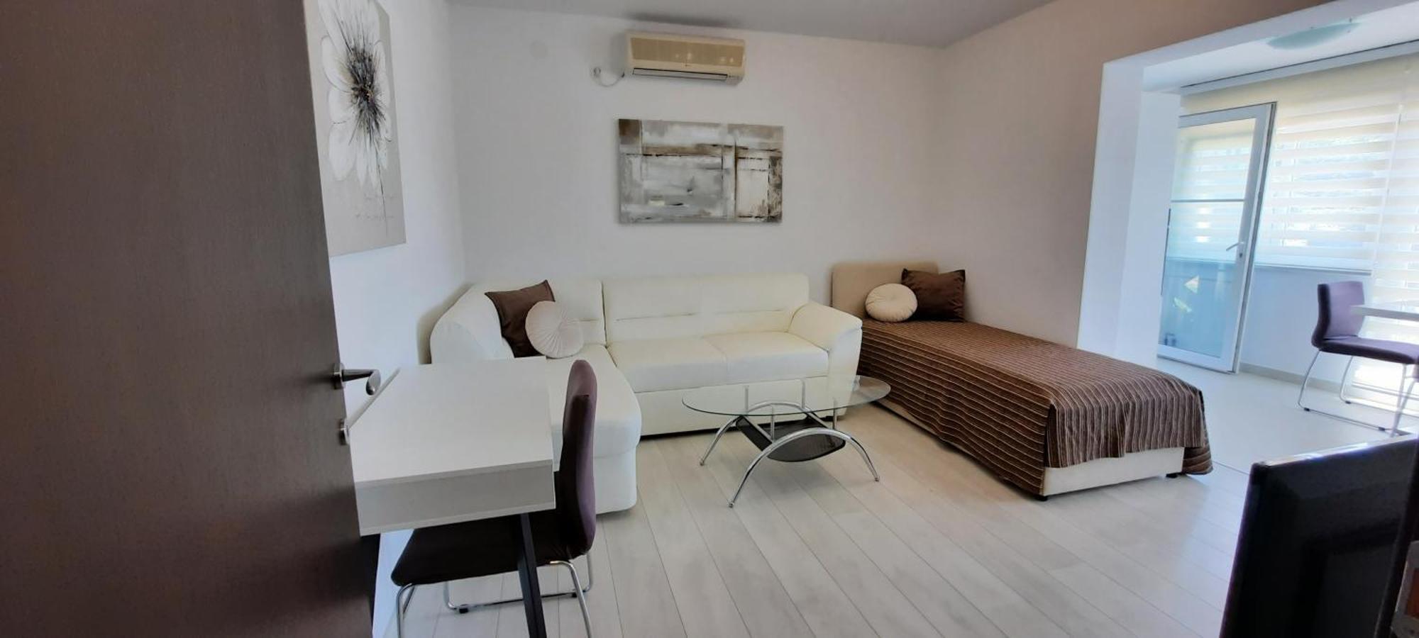 Apartments Myrjam 巴斯卡 外观 照片
